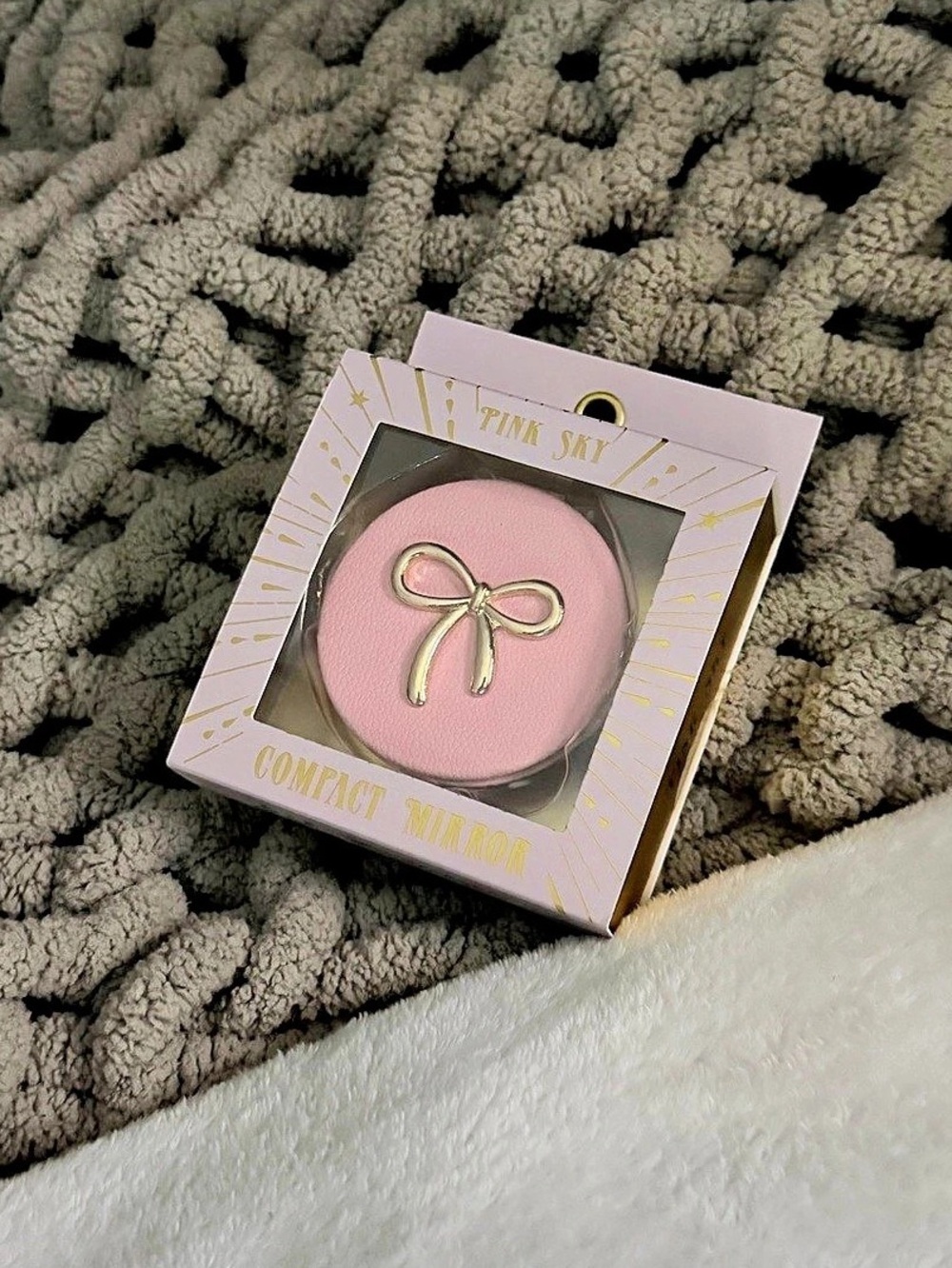 Pink Bow compact mirror